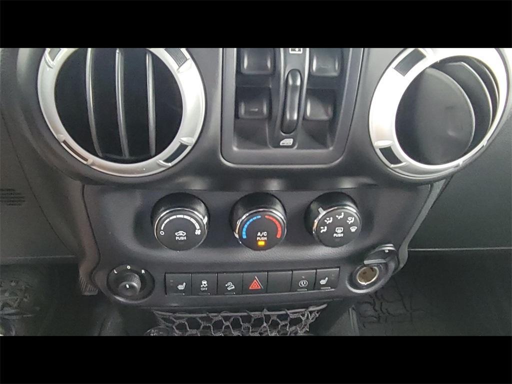 used 2014 Jeep Wrangler Unlimited car, priced at $22,500