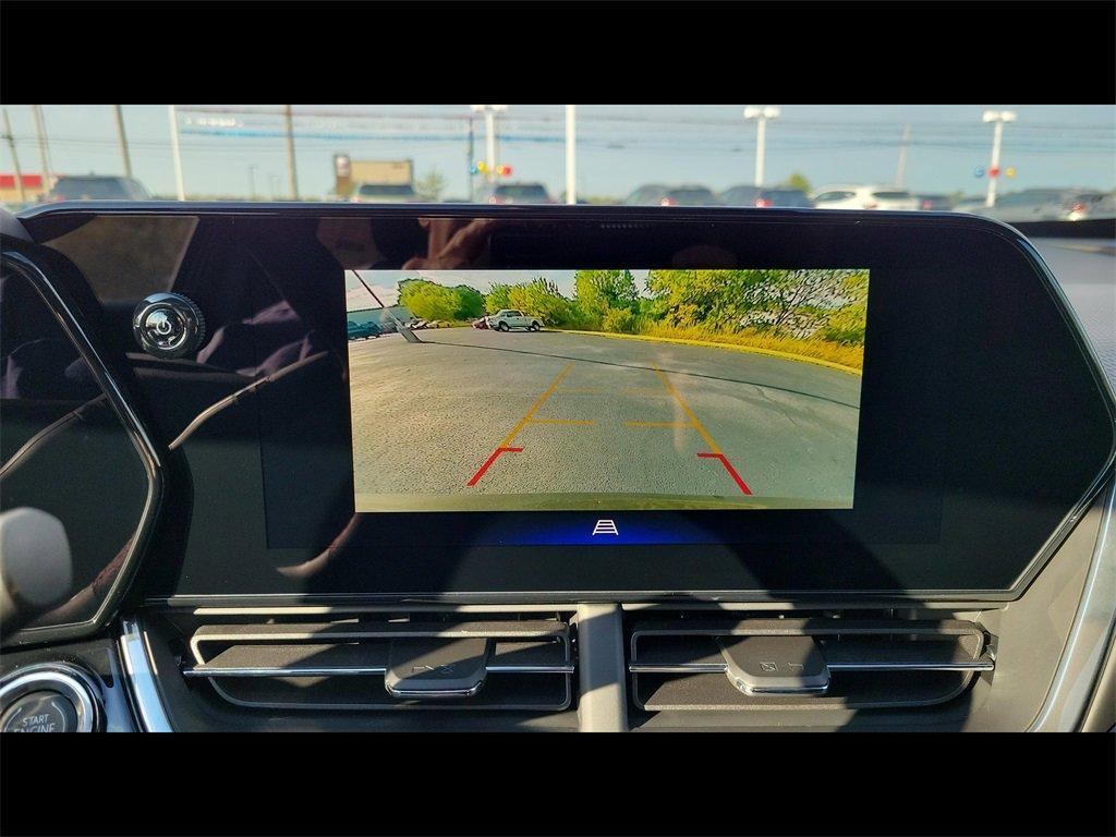 new 2025 Chevrolet Trax car, priced at $28,015