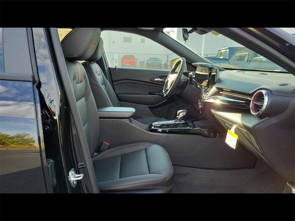 new 2025 Chevrolet Trax car, priced at $28,015