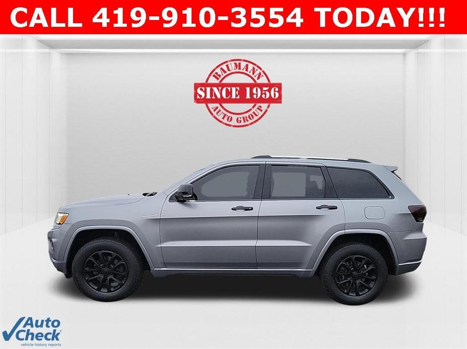 used 2016 Jeep Grand Cherokee car, priced at $15,500