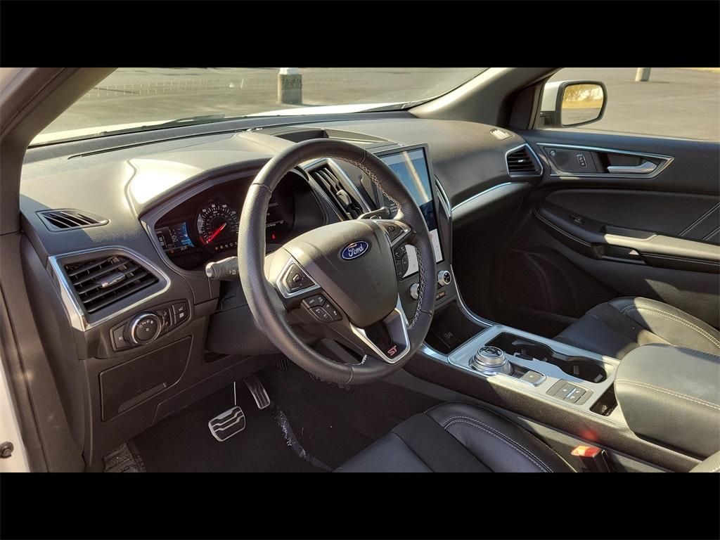used 2022 Ford Edge car, priced at $27,000