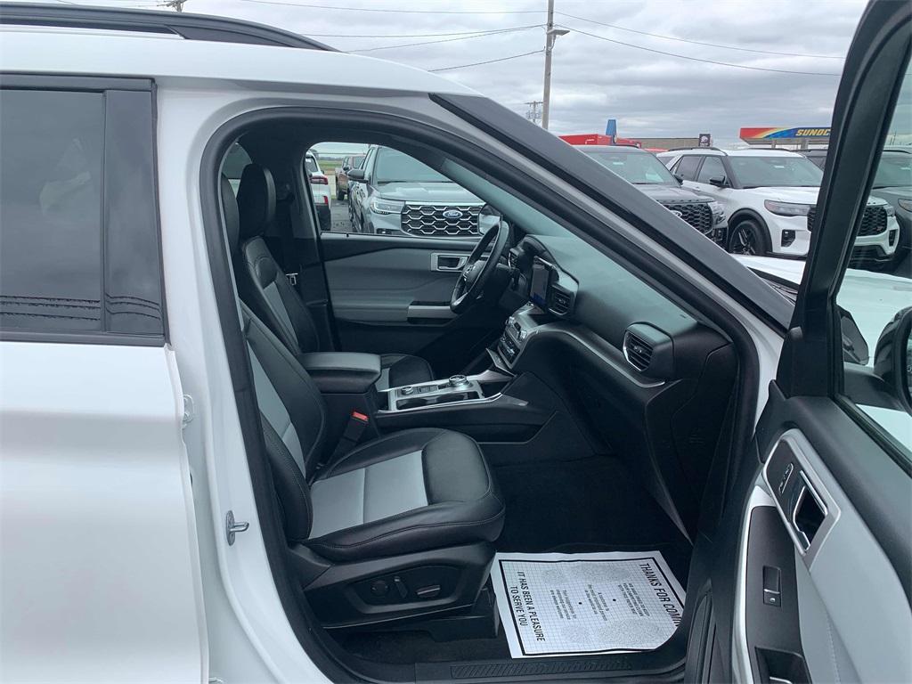 used 2022 Ford Explorer car, priced at $31,000
