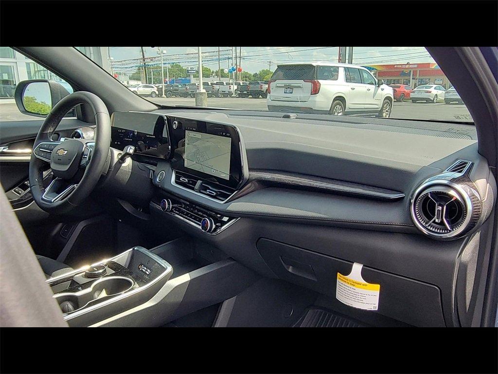 new 2026 Chevrolet Equinox car, priced at $32,515