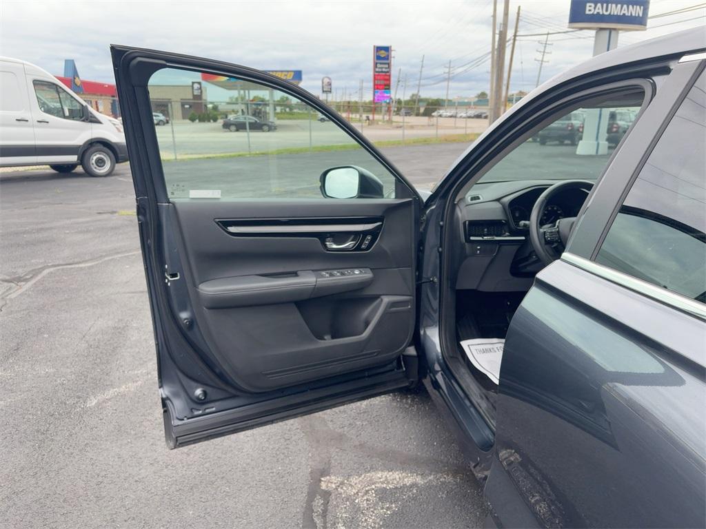 used 2024 Honda CR-V car, priced at $33,900