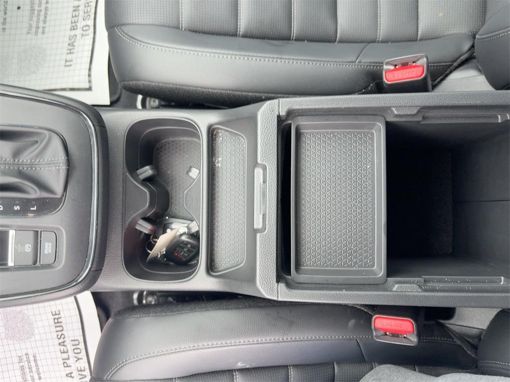 used 2024 Honda CR-V car, priced at $33,900