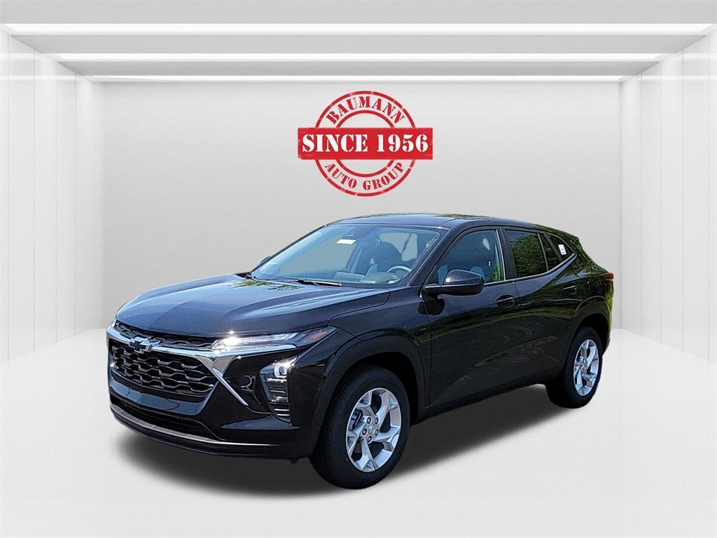 new 2025 Chevrolet Trax car, priced at $23,825
