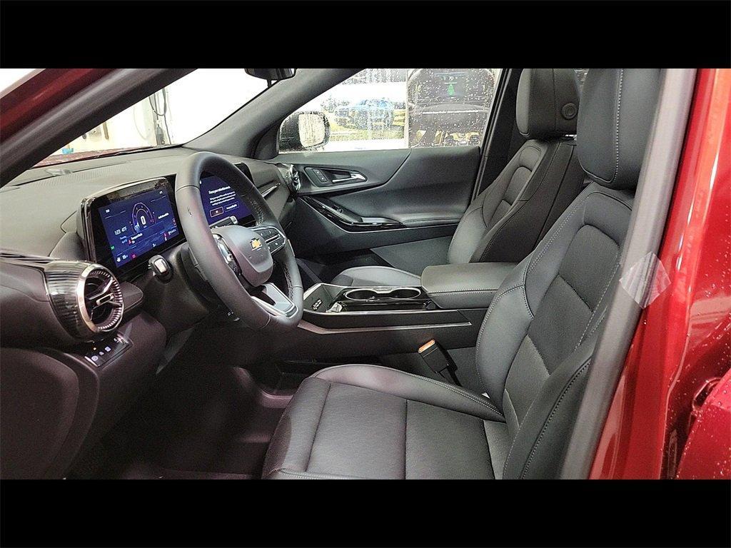 new 2025 Chevrolet Equinox car, priced at $35,120