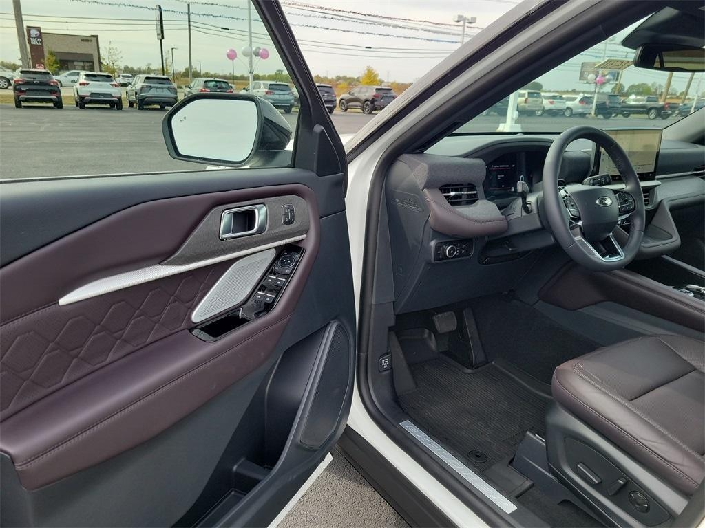 new 2025 Ford Explorer car, priced at $61,702