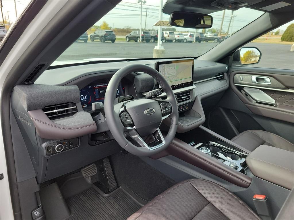 new 2025 Ford Explorer car, priced at $61,702