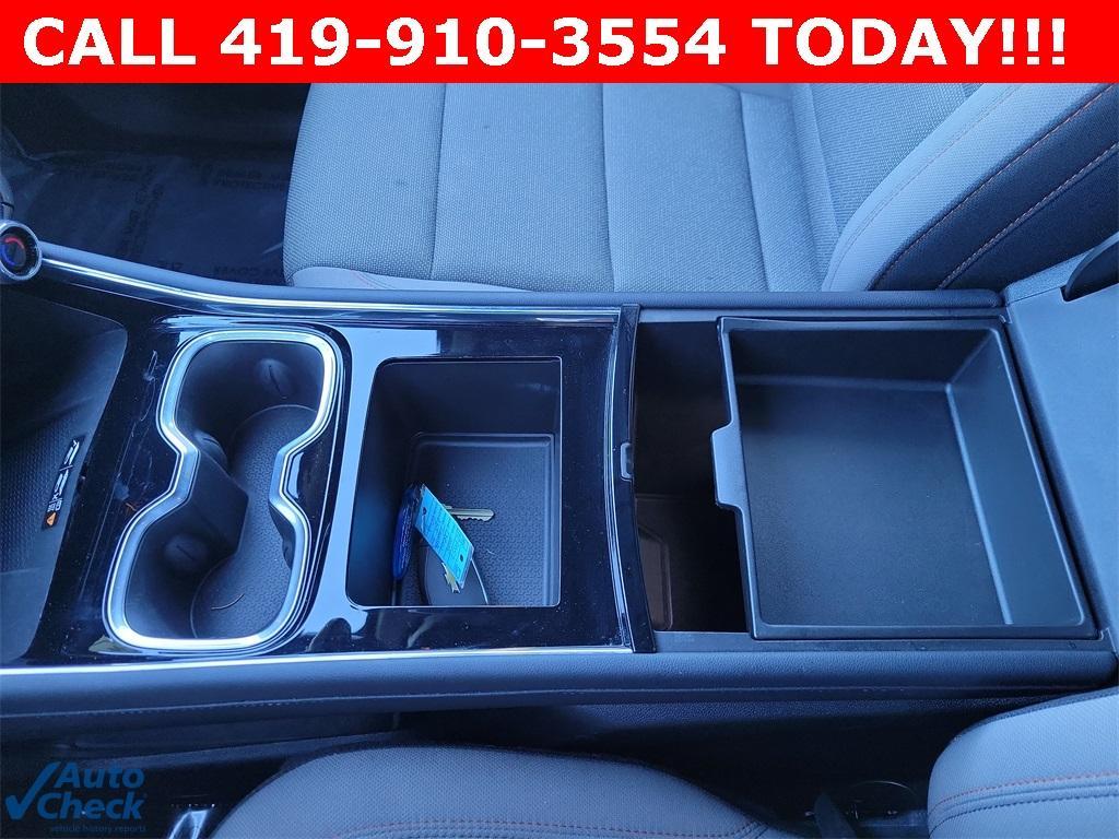 used 2025 Chevrolet Traverse car, priced at $37,250