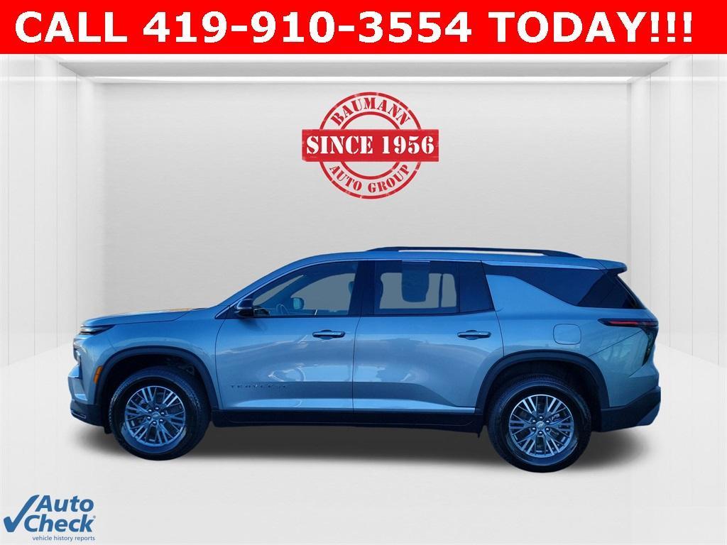used 2025 Chevrolet Traverse car, priced at $37,250