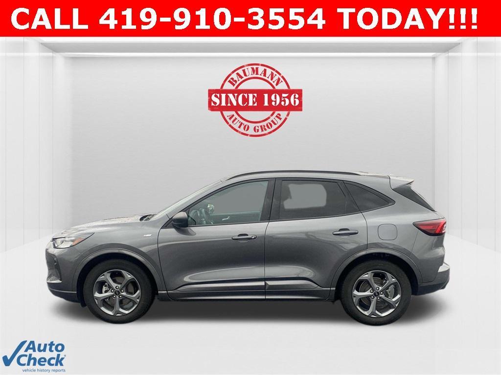 used 2024 Ford Escape car, priced at $25,000