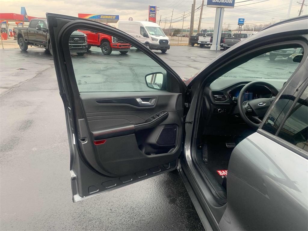 used 2024 Ford Escape car, priced at $23,900