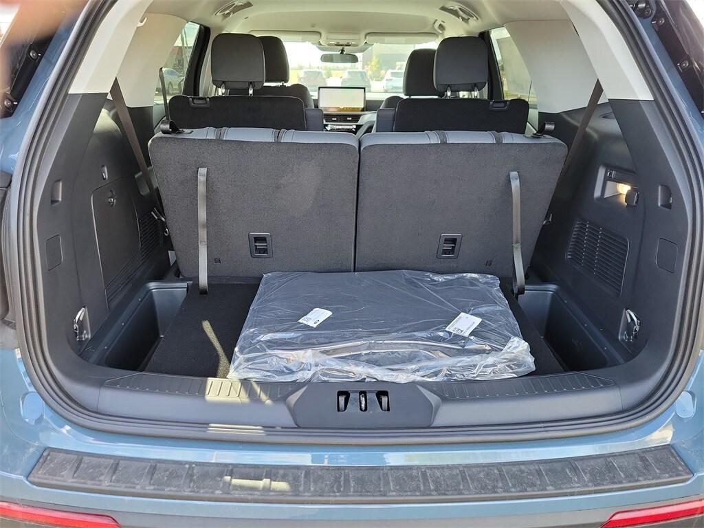 new 2025 Ford Explorer car, priced at $41,167