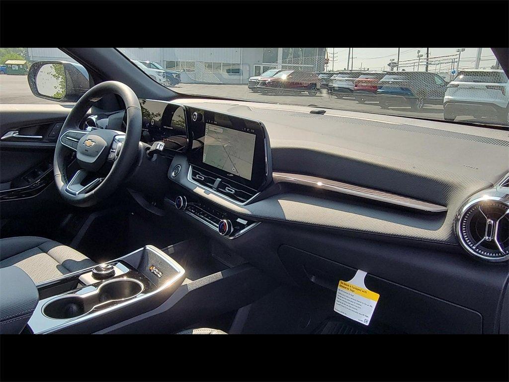 new 2026 Chevrolet Equinox car, priced at $32,370
