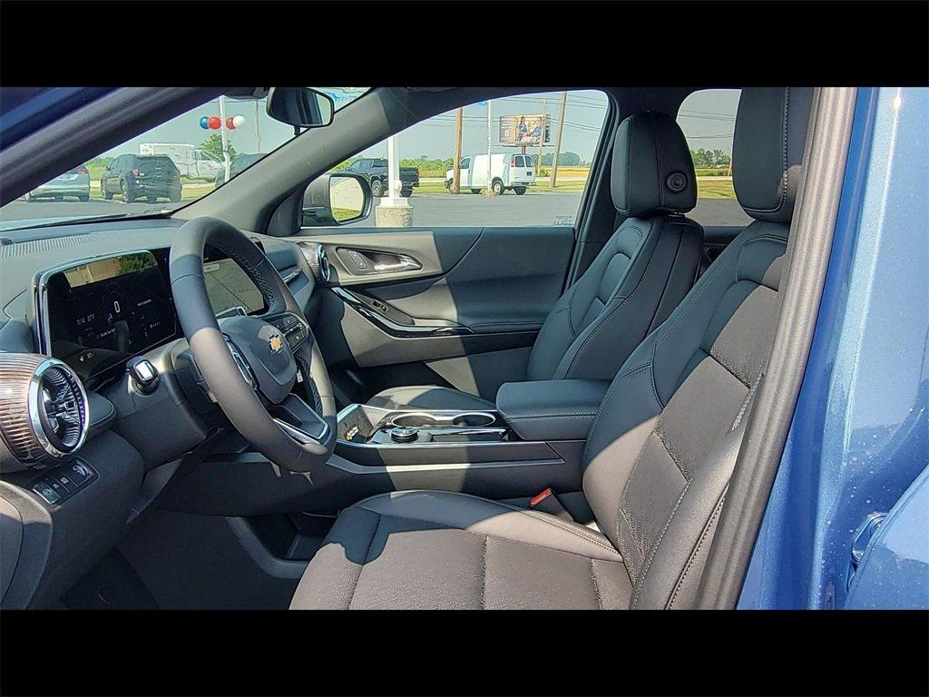 new 2026 Chevrolet Equinox car, priced at $32,370