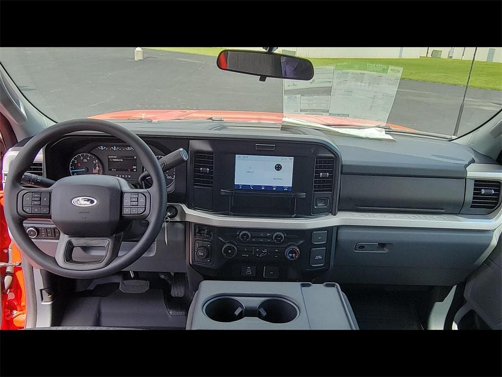 new 2025 Ford F-250 car, priced at $58,570
