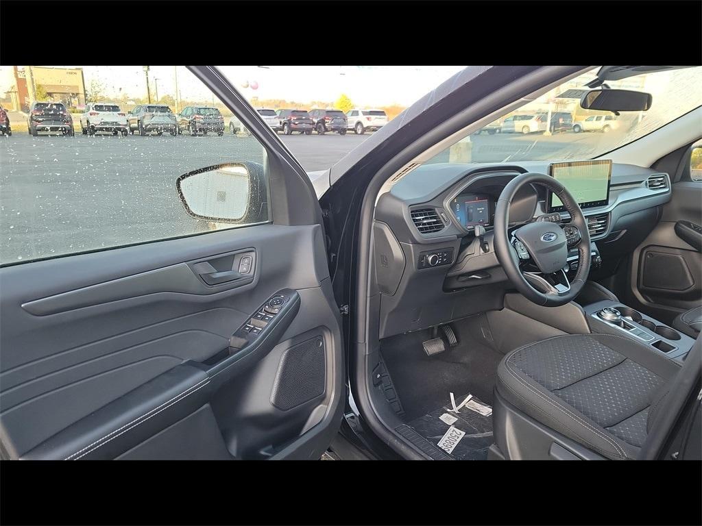 new 2025 Ford Escape car, priced at $34,412