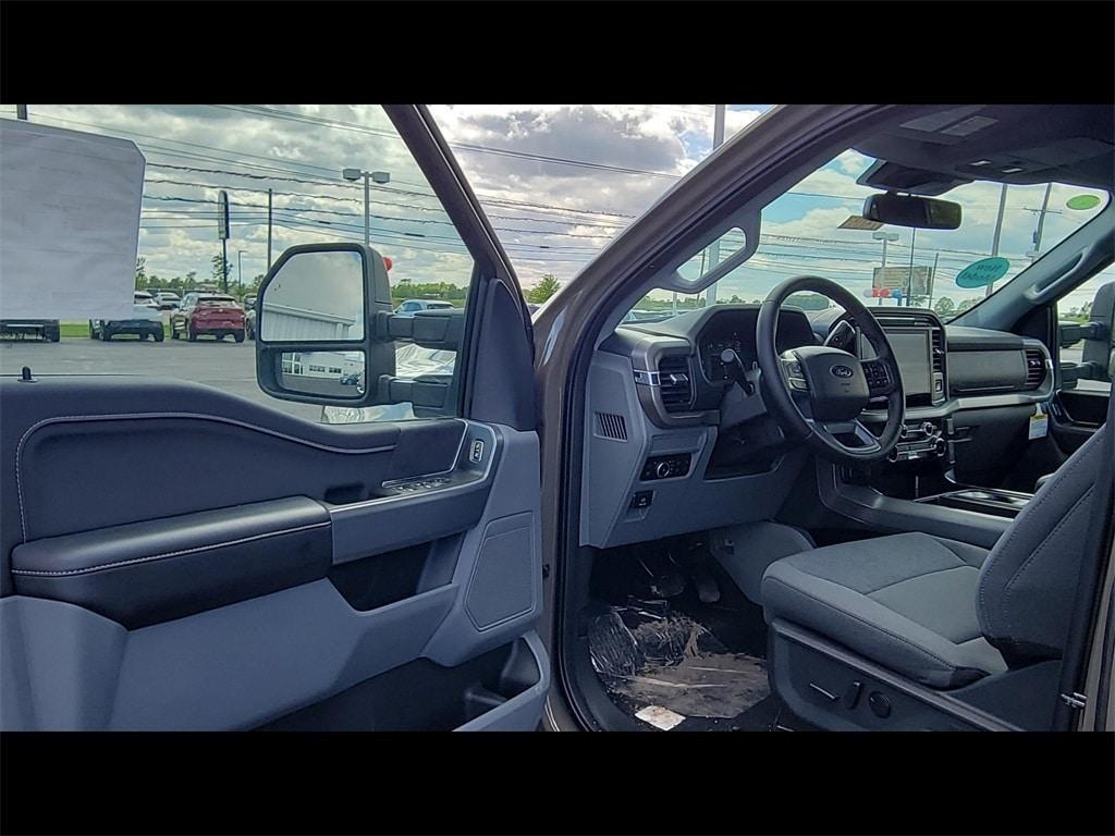new 2025 Ford F-150 car, priced at $57,889