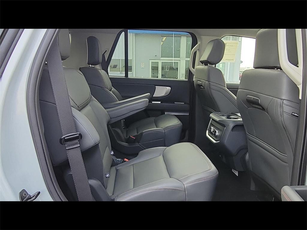 new 2025 Ford Expedition car, priced at $66,061