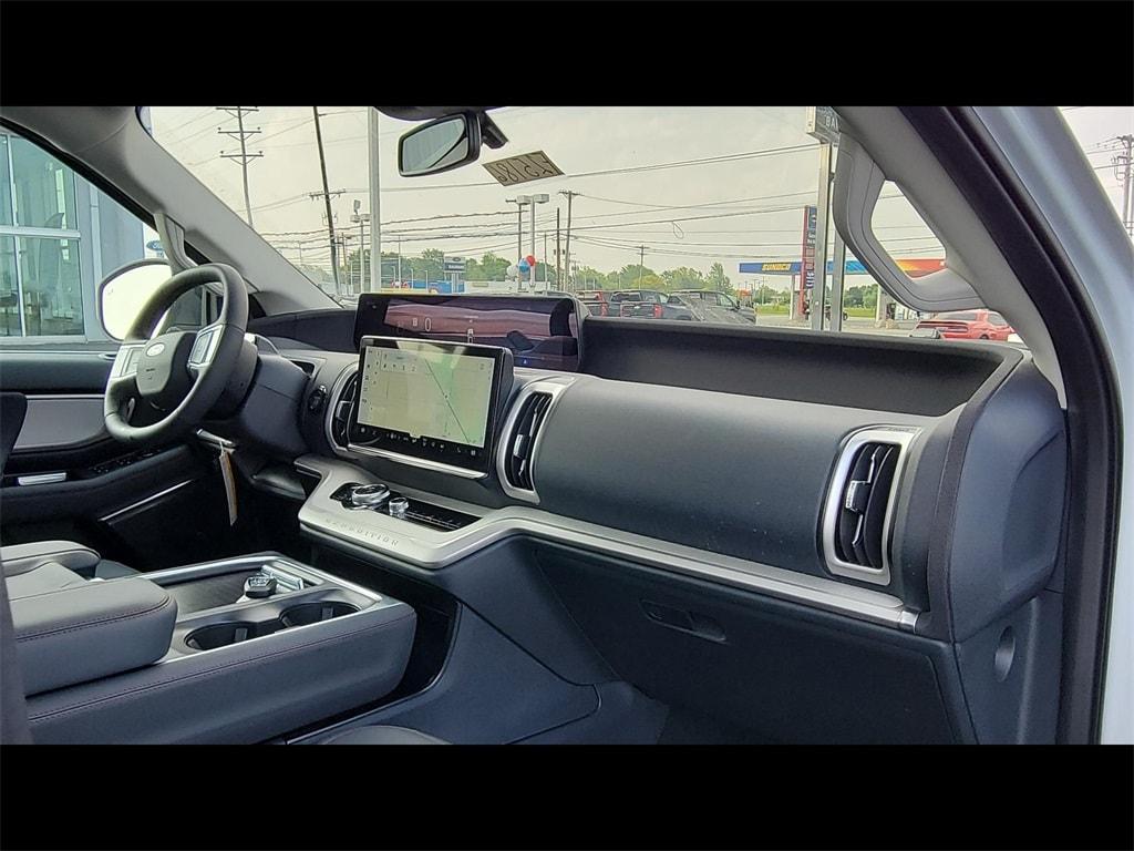 new 2025 Ford Expedition car, priced at $66,061