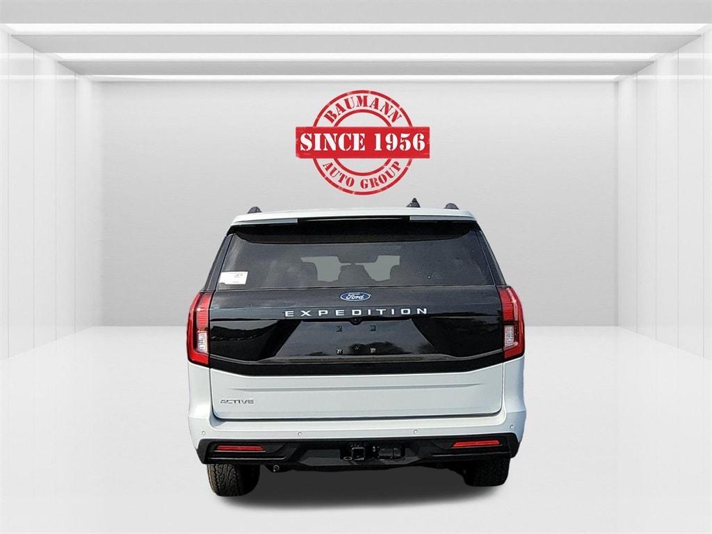 new 2025 Ford Expedition car, priced at $66,061