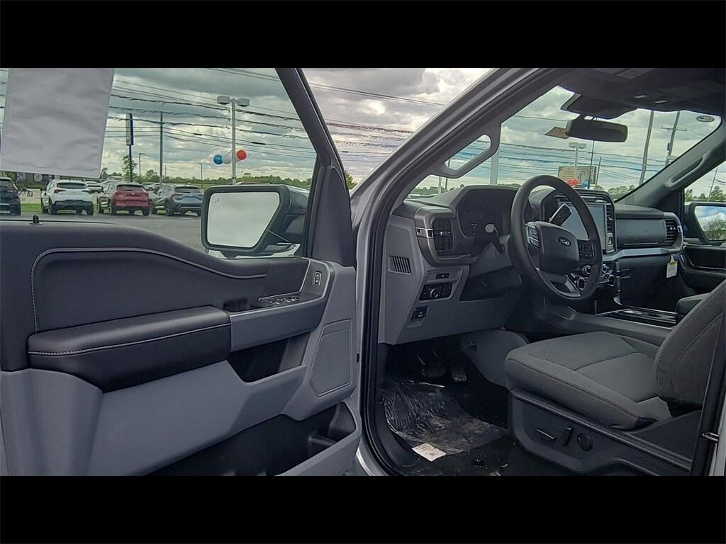 new 2025 Ford F-150 car, priced at $53,934