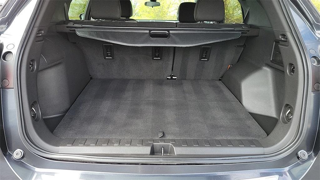 used 2022 Chevrolet Equinox car, priced at $21,250