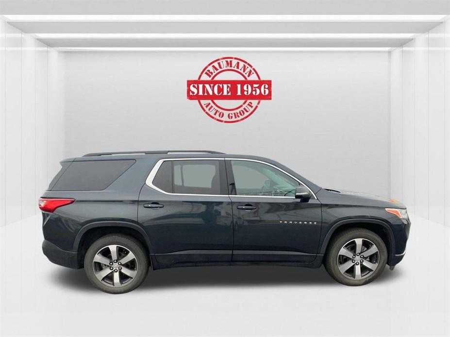 used 2021 Chevrolet Traverse car, priced at $32,000