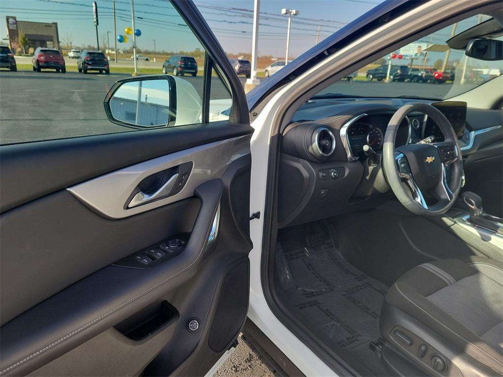 used 2024 Chevrolet Blazer car, priced at $26,485