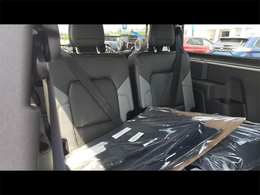 new 2024 Ford Bronco car, priced at $51,607