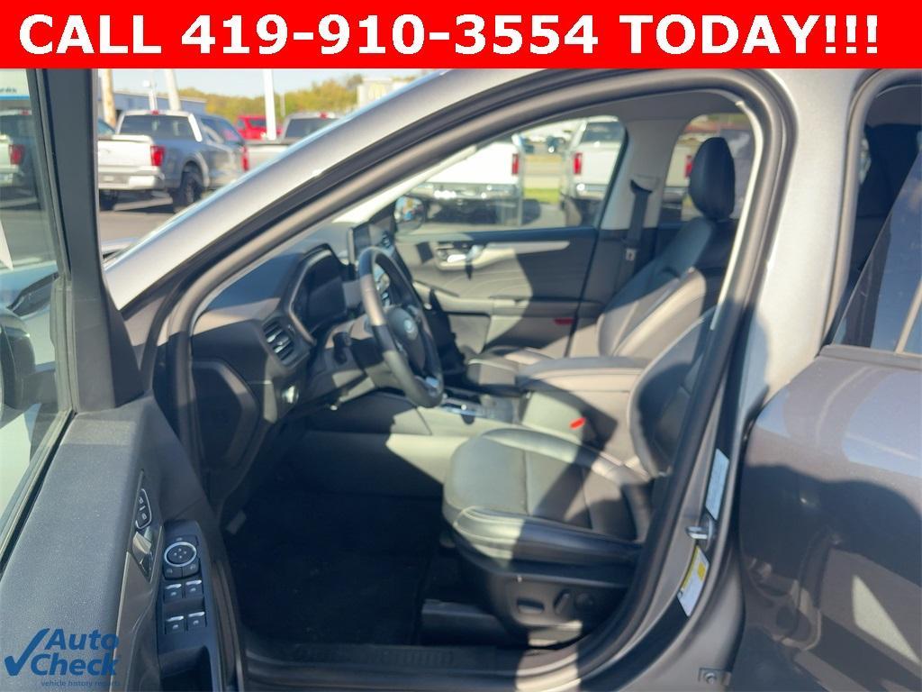 used 2022 Ford Escape car, priced at $23,500