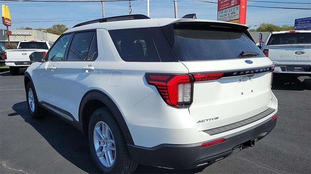 new 2025 Ford Explorer car, priced at $41,151