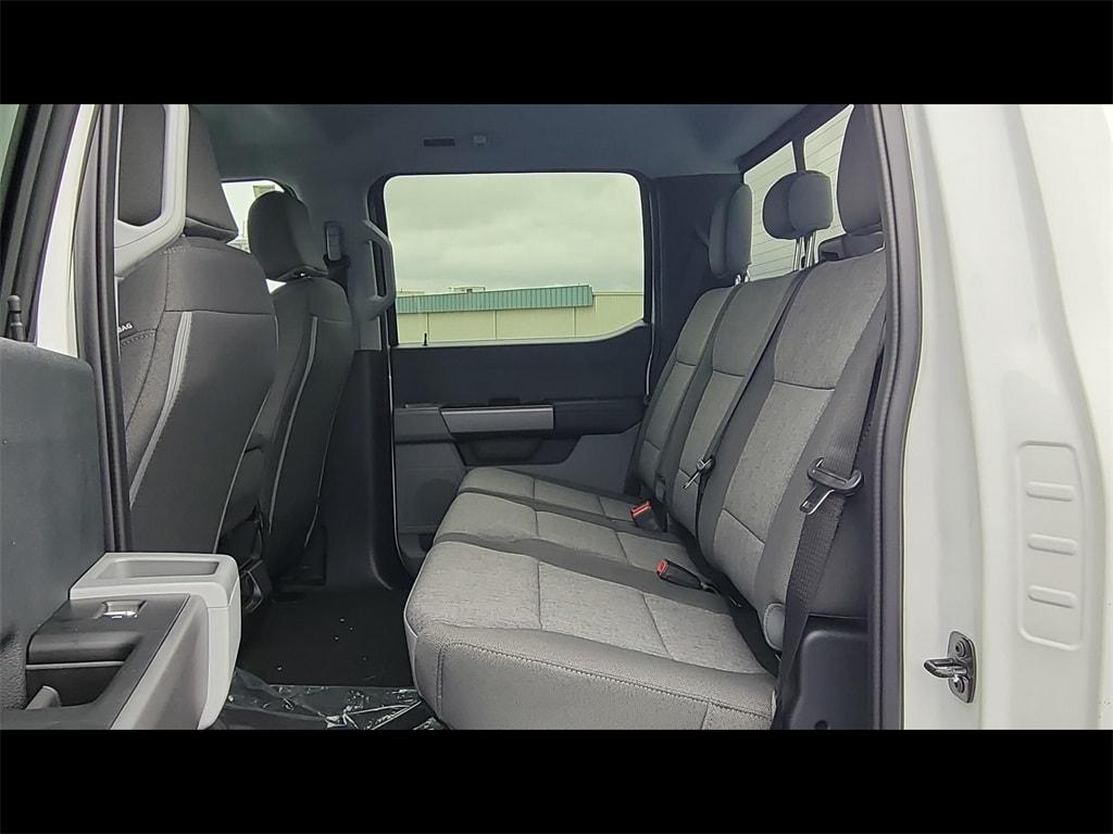 new 2025 Ford F-250 car, priced at $56,933