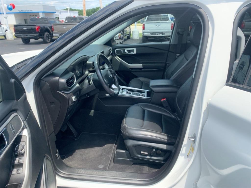 used 2022 Ford Explorer car, priced at $31,365