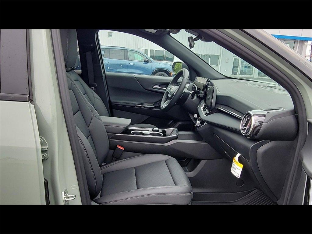 new 2026 Chevrolet Equinox car, priced at $34,510