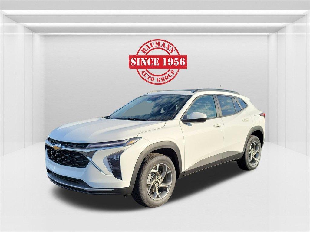 new 2025 Chevrolet Trax car, priced at $25,850