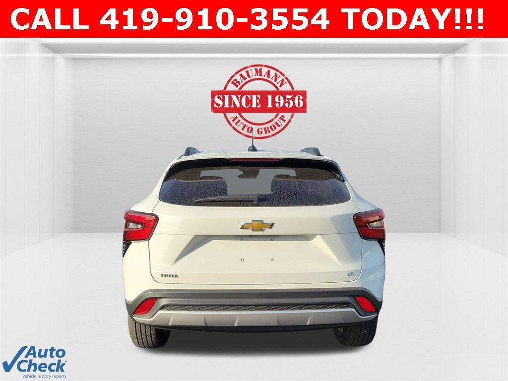 new 2025 Chevrolet Trax car, priced at $25,175