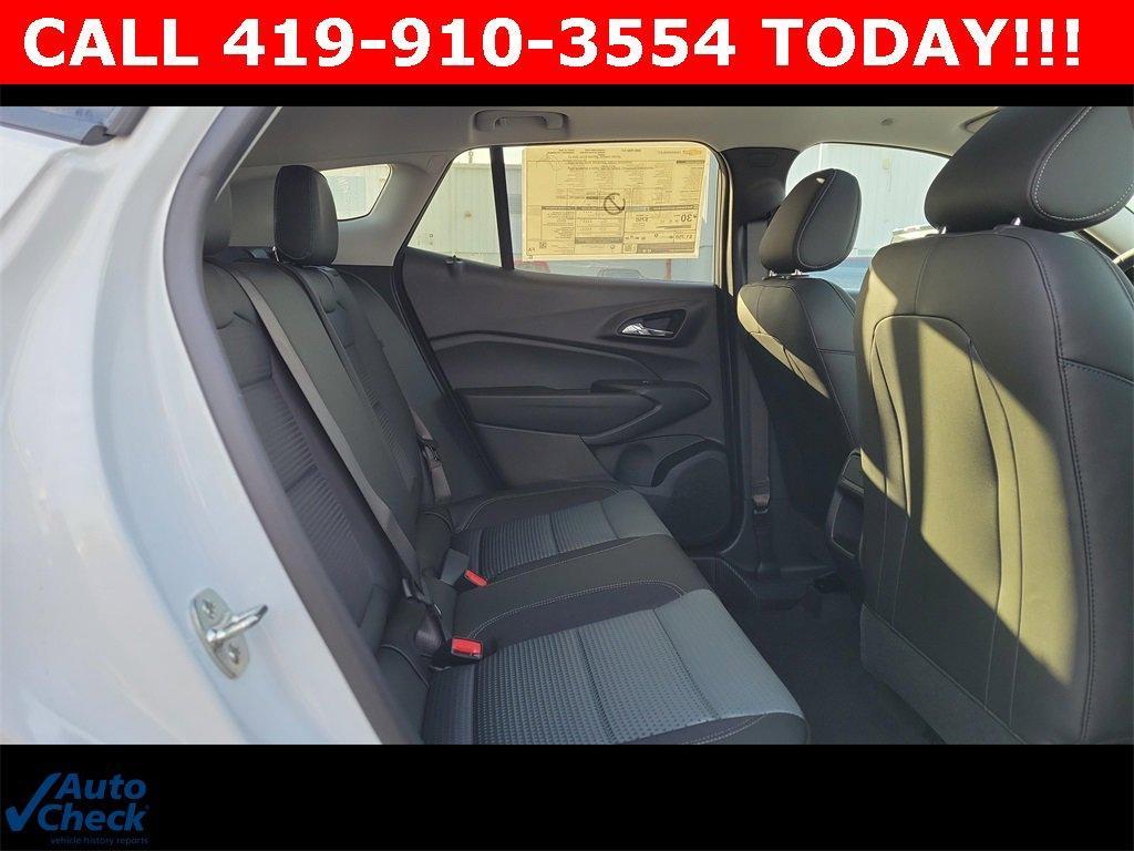 new 2025 Chevrolet Trax car, priced at $25,175