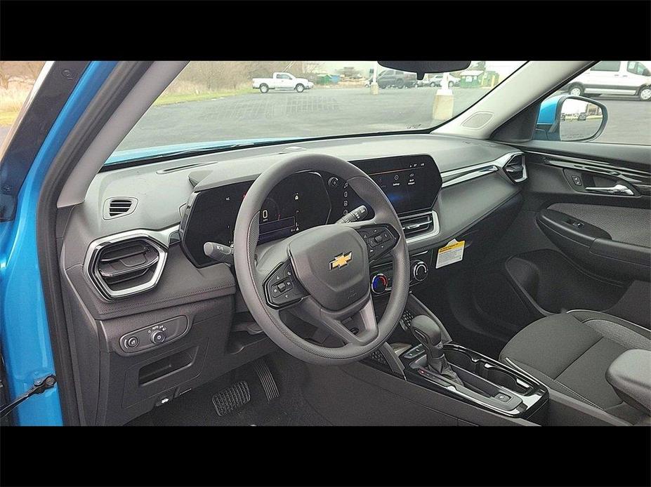 new 2025 Chevrolet TrailBlazer car, priced at $25,694