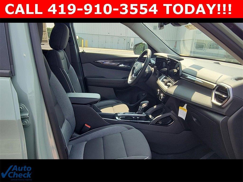 new 2026 Chevrolet TrailBlazer car, priced at $28,064