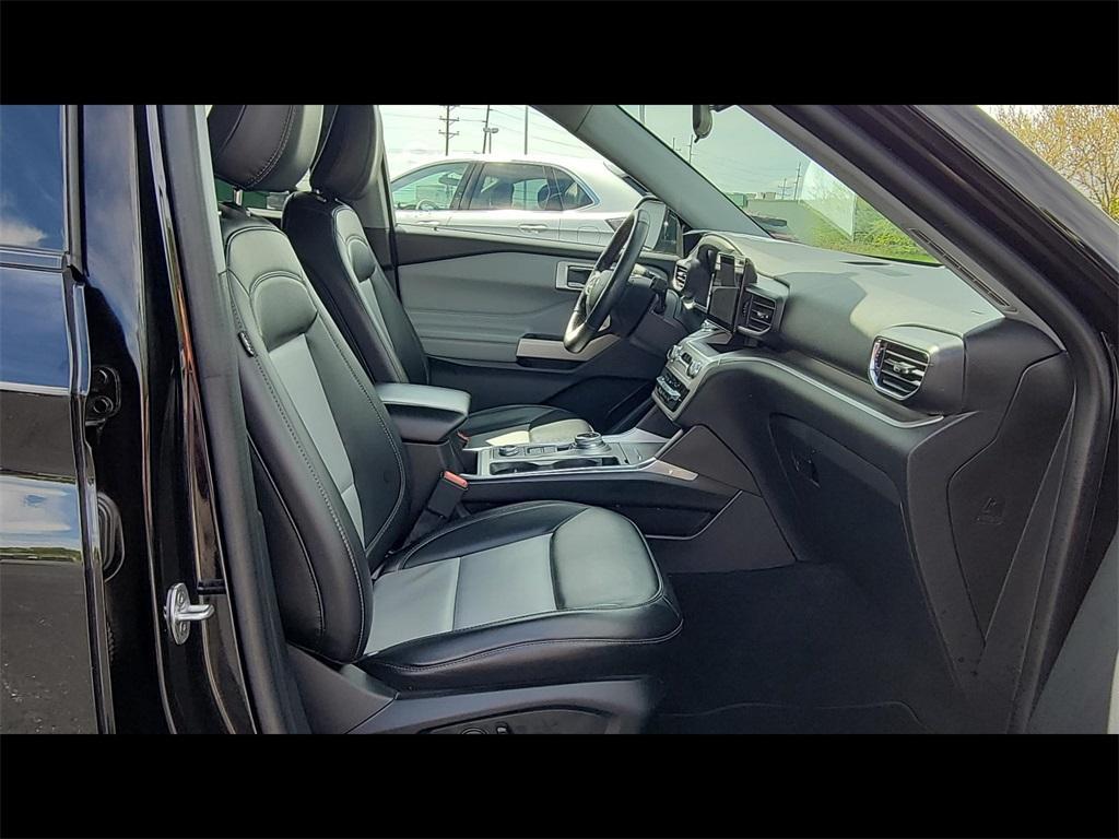 used 2022 Ford Explorer car, priced at $31,799