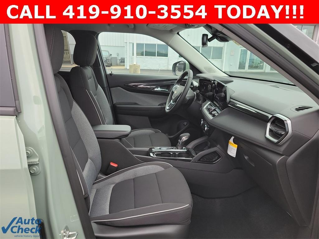 new 2026 Chevrolet TrailBlazer car, priced at $28,657