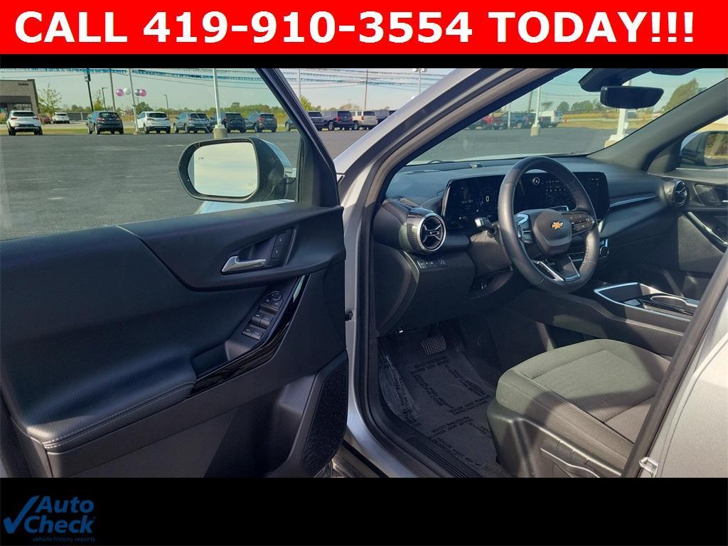 used 2025 Chevrolet Equinox car, priced at $25,500