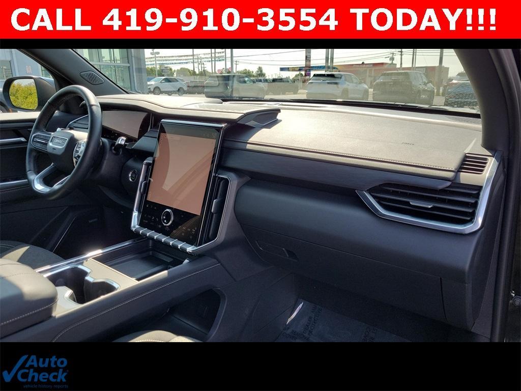 used 2025 GMC Acadia car, priced at $37,680