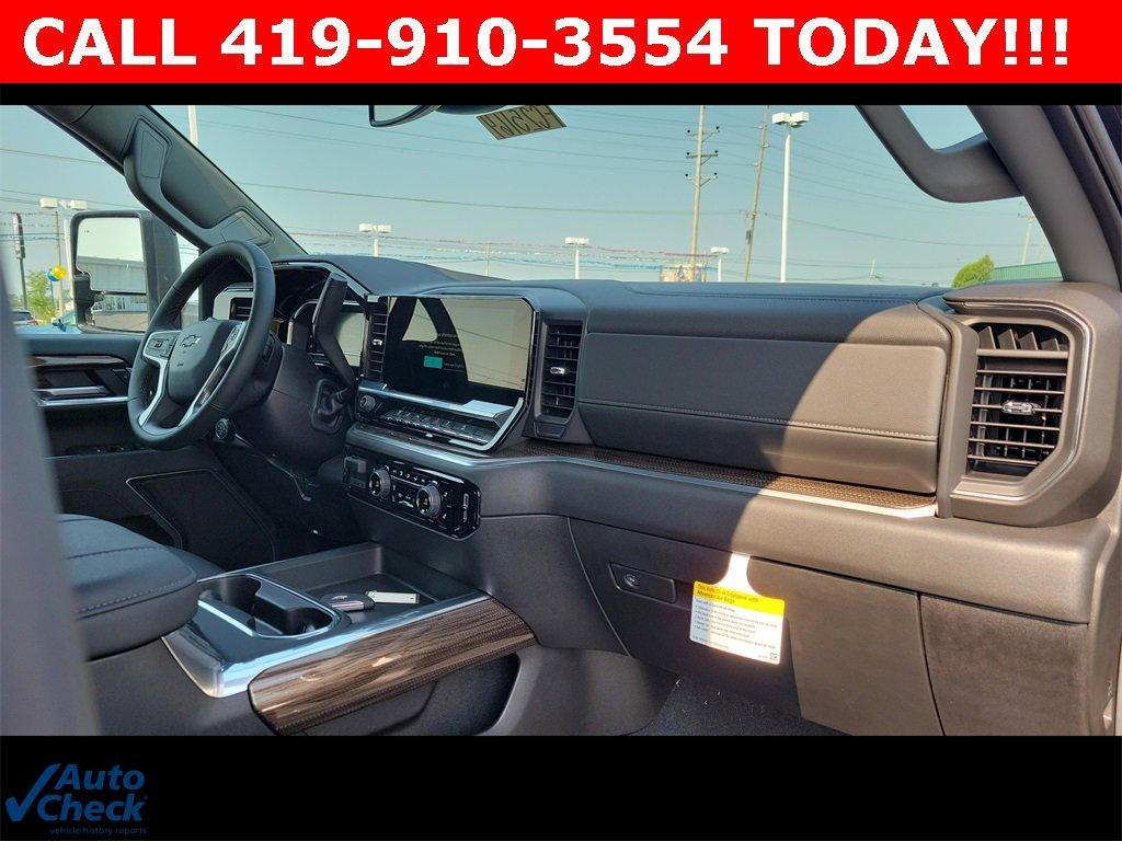 new 2025 Chevrolet Silverado 2500 car, priced at $73,636