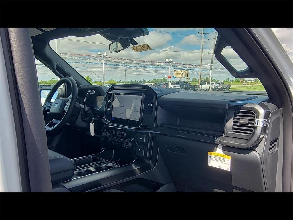 new 2025 Ford F-150 car, priced at $48,133