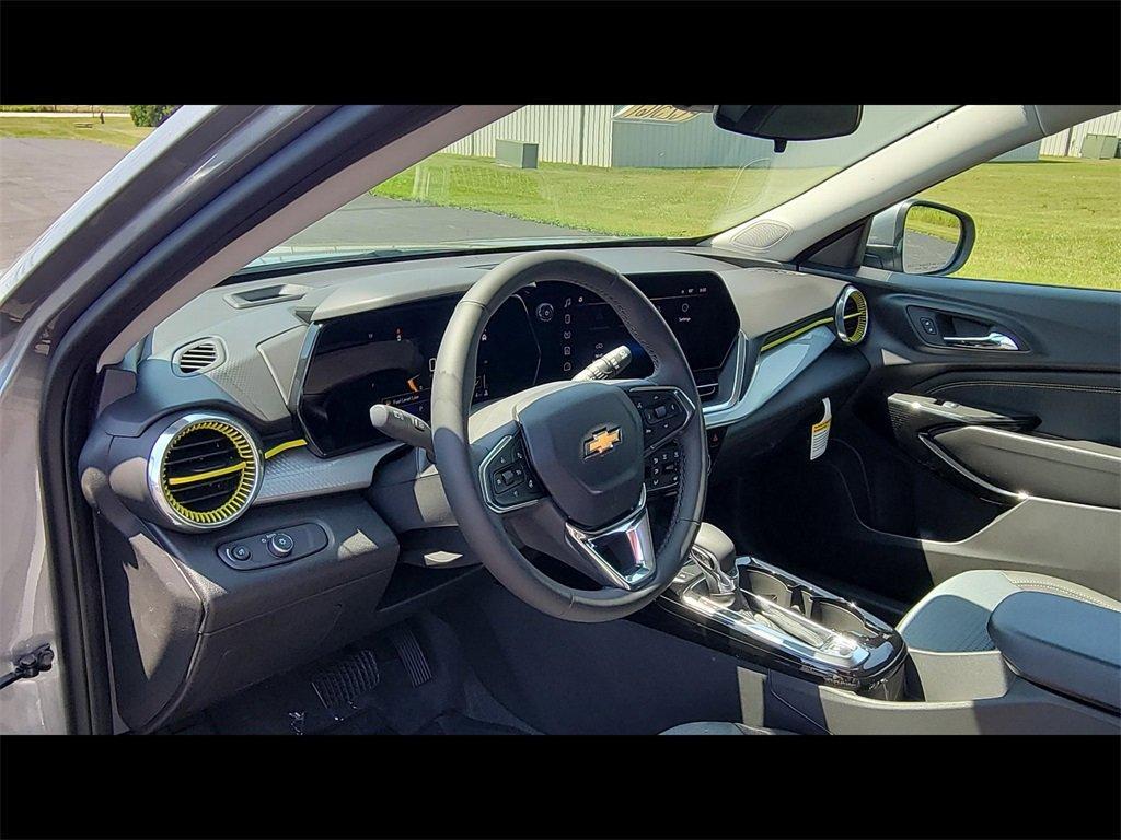 new 2025 Chevrolet Trax car, priced at $25,230
