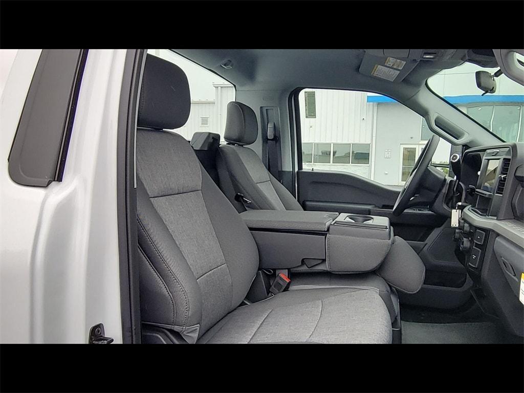 new 2025 Ford F-350 car, priced at $49,365