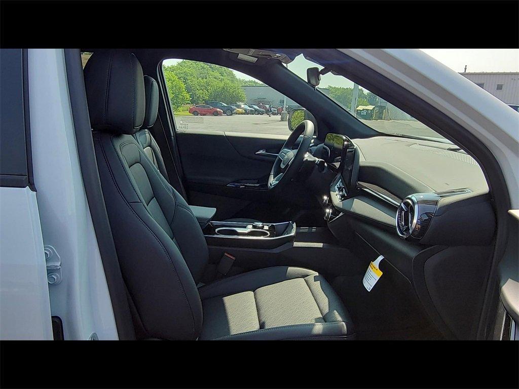 new 2026 Chevrolet Equinox car, priced at $32,370